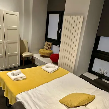 London Regent Apartments Room photo